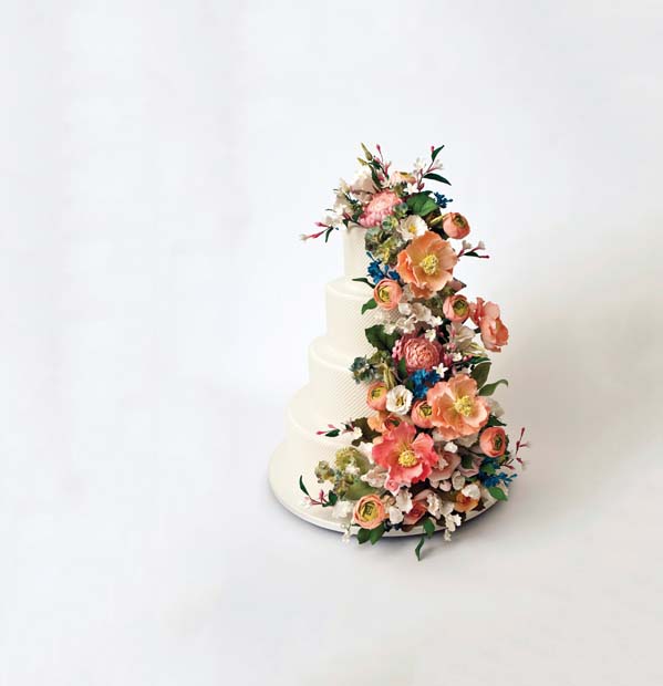 wedding-cake-inspiration-Ron-Ben-Isreal-wedding-cakes-romantic-florals.original.original