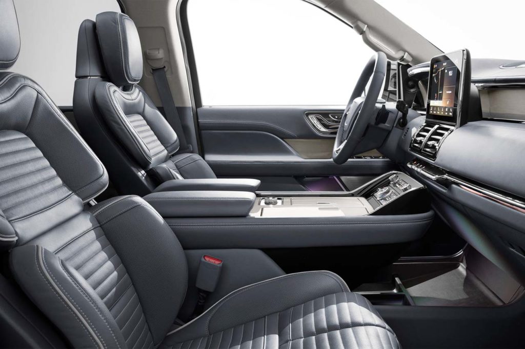 2018-Lincoln-Navigator-front-interior-seats