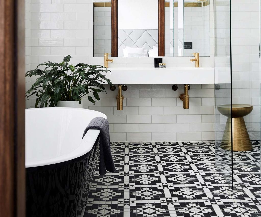 statement-tiles-bathroom