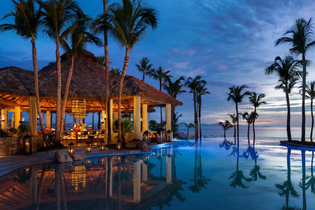 One&Only Palmilla - AguaBarAndPool_HR