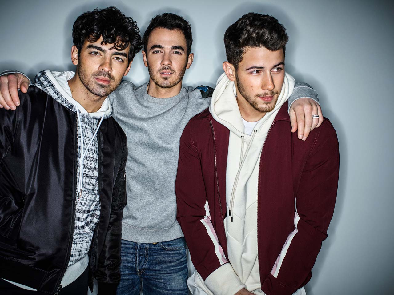 jonas-brothers-band